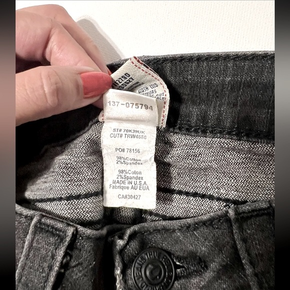 NWT True Religion Womens Sz 29 Designer Petite Denim Skinny Jeans Black Short - Picture 10 of 12